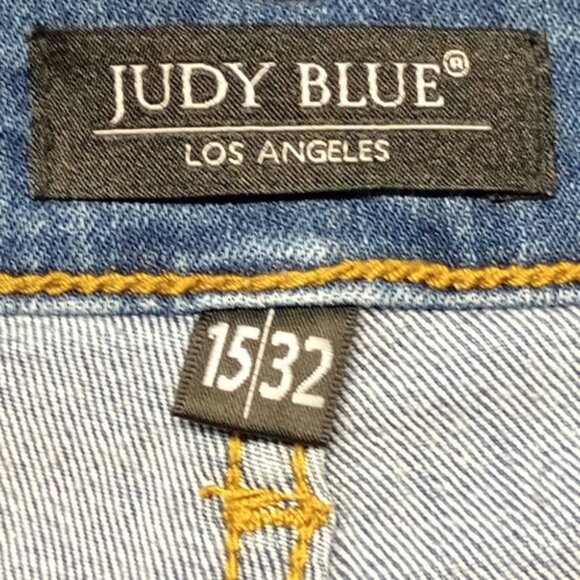 Judy Blue Relaxed Fit Mid-Rise Ankle Jeans Size 15/32 (35 Waist 26 Inseam) - Picture 6 of 7